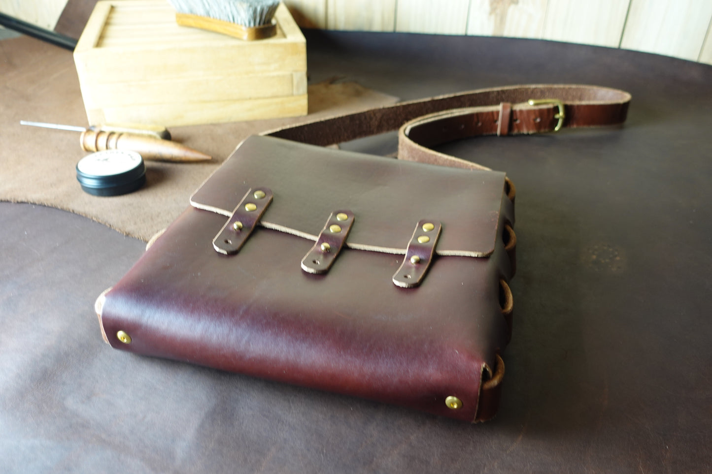 Minimalist Crossbody Satchel
